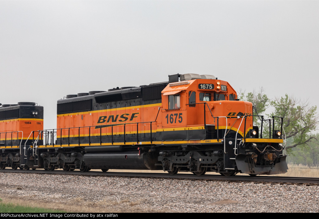 BNSF 1675